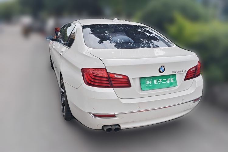 Used BMW 5 Series 2014 525Li Luxury Design Package Rear Left 45 Deg