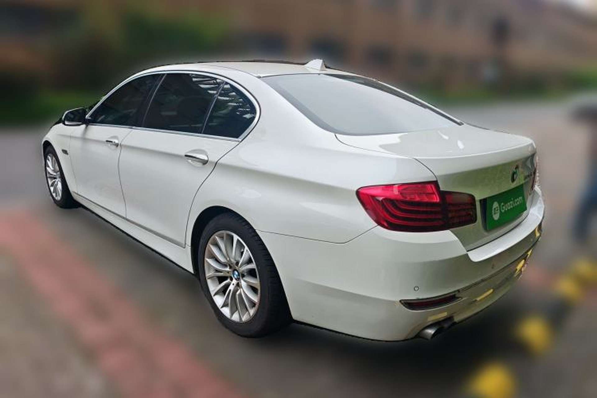 Used BMW 5 Series 2014 525Li Luxury Design Package Rear Left 45 Deg