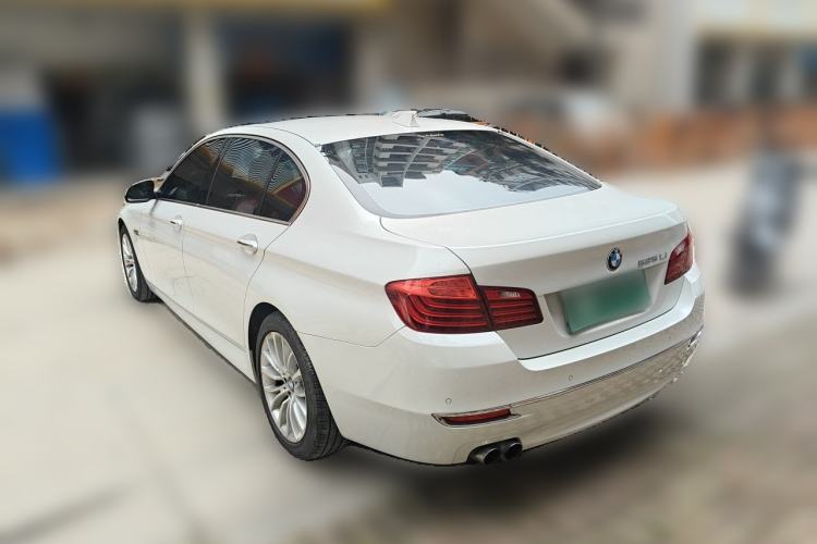 Used BMW 5 Series 2014 525Li Luxury Design Package Rear Left 45 Deg