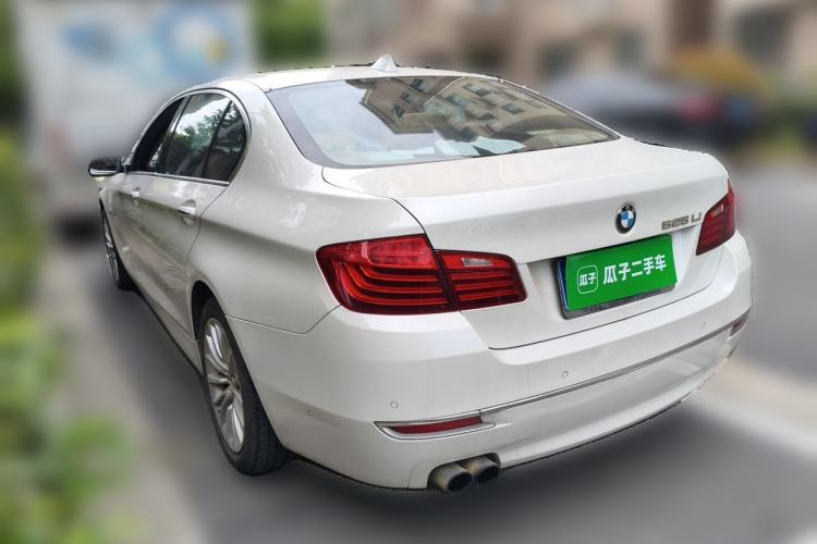 Used BMW 5 Series 2014 525Li Luxury Design Package Rear Left 45 Deg