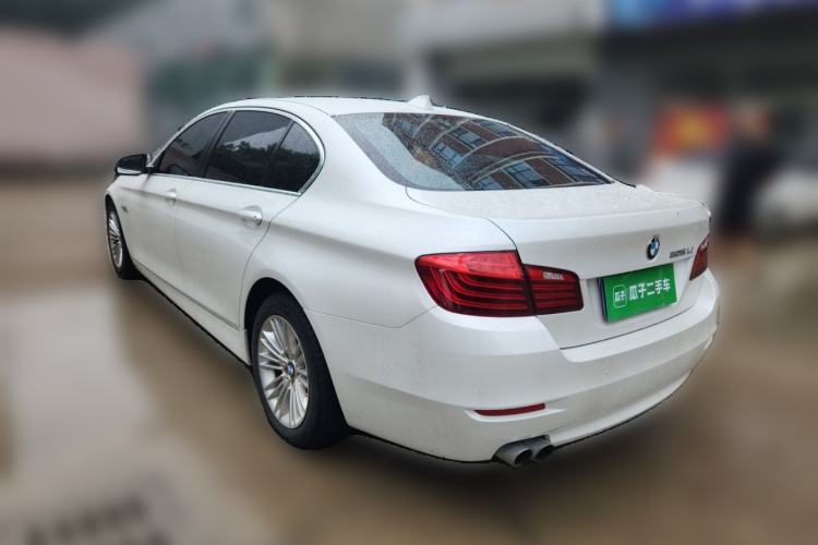 Used BMW 5 Series 2014 525Li Leading Model Rear Left 45 Deg