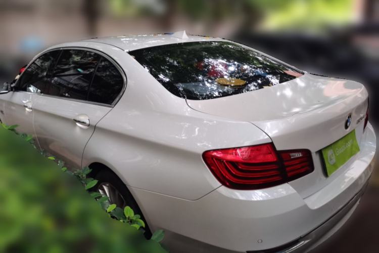 Used BMW 5 Series 2014 525Li Luxury Design Package Rear Left 45 Deg