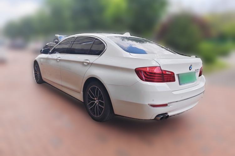 Used BMW 5 Series 2014 525Li Luxury Design Package Rear Left 45 Deg