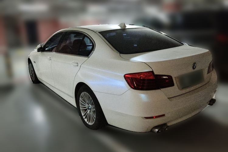 Used BMW 5 Series 2014 525Li Leading Model Rear Left 45 Deg