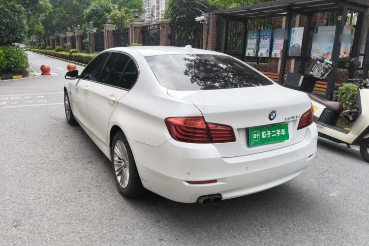 Used BMW 5 Series 2014 525Li Leading Model Rear Left 45 Deg
