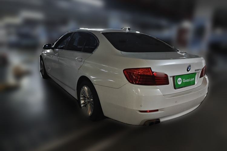 Used BMW 5 Series 2014 525Li Leading Model Rear Left 45 Deg