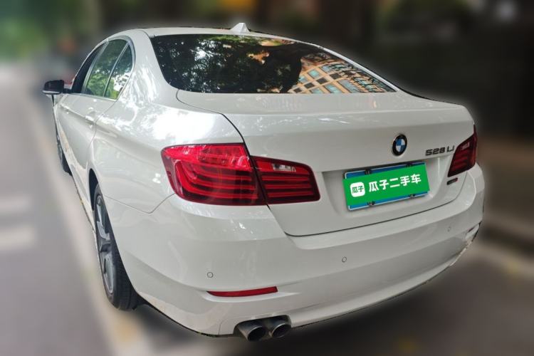 Used BMW 5 Series 2014 528Li Leading Model Rear Left 45 Deg