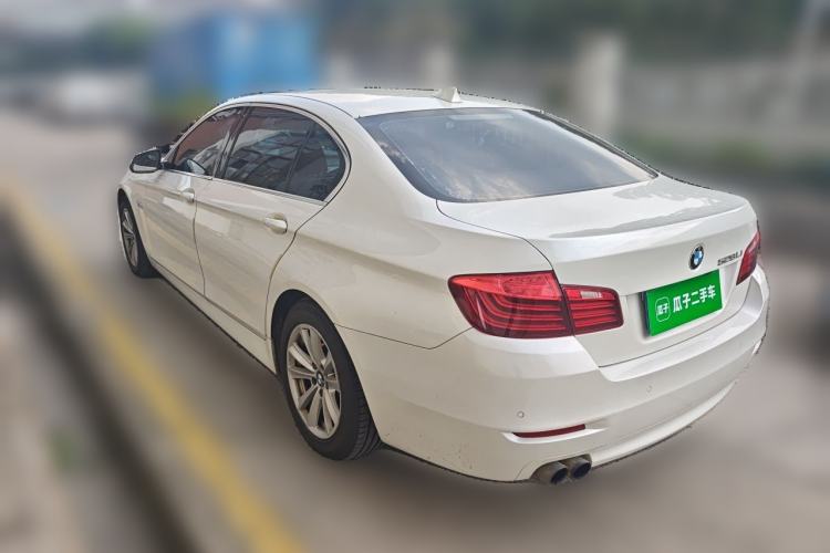 Used BMW 5 Series 2014 520Li Elegant Model Rear Left 45 Deg