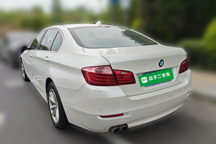 Used BMW 5 Series 2014 520Li Elegant Model Rear Left 45 Deg