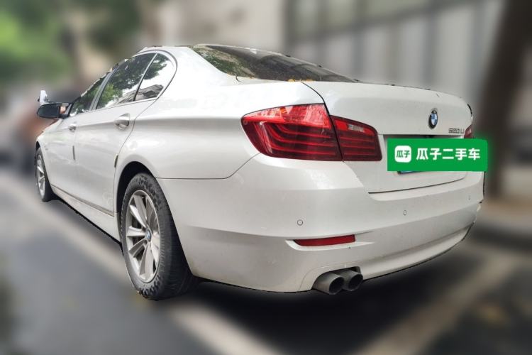 Used BMW 5 Series 2014 520Li Elegant Model Rear Left 45 Deg