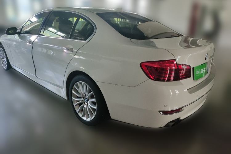 Used BMW 5 Series 2014 525Li Luxury Design Package Rear Left 45 Deg