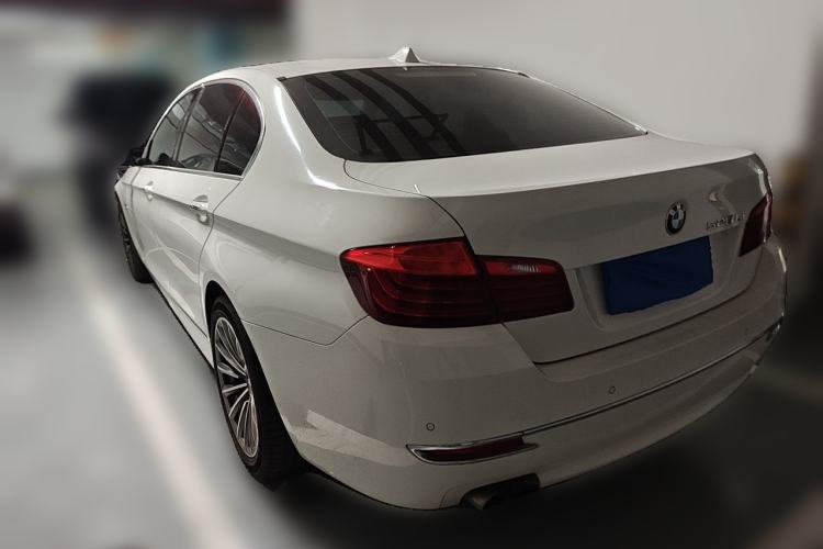 Used BMW 5 Series 2014 525Li Luxury Design Package Rear Left 45 Deg