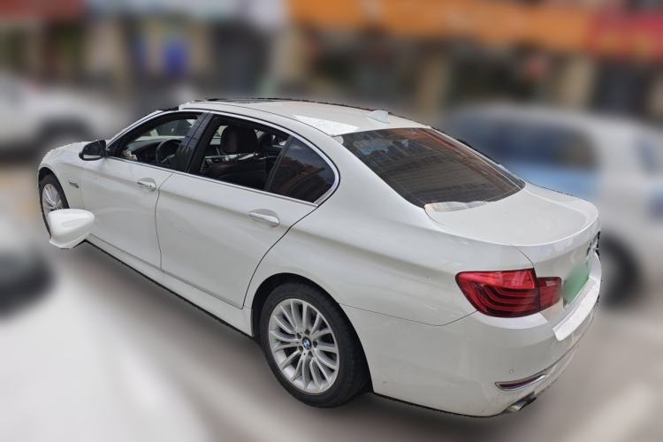 Used BMW 5 Series 2014 525Li Luxury Design Package Rear Left 45 Deg