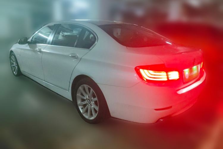 Used BMW 5 Series 2014 535Li Leading Model Rear Left 45 Deg