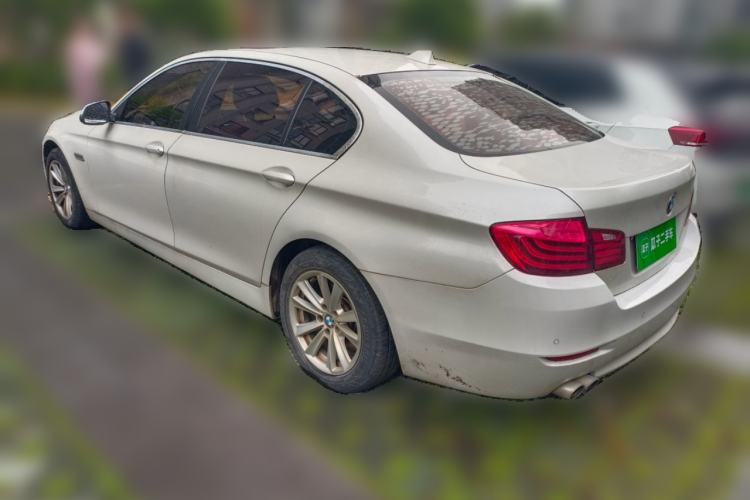 Used BMW 5 Series 2014 520Li Elegant Model Rear Left 45 Deg