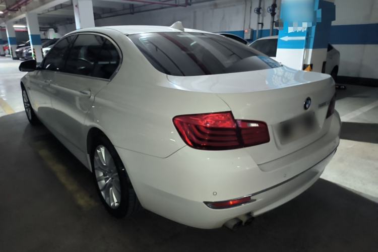 Used BMW 5 Series 2014 525Li Luxury Design Package Rear Left 45 Deg