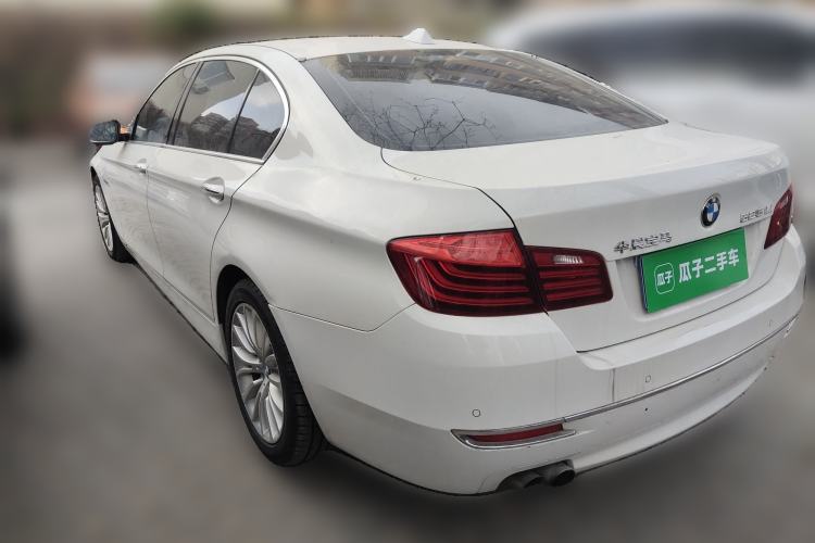 Used BMW 5 Series 2014 525Li Luxury Design Package Rear Left 45 Deg