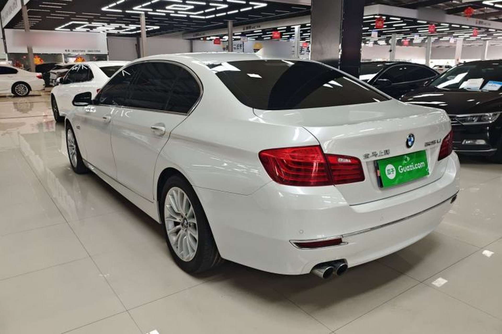 Used BMW 5 Series 2014 525Li Luxury Design Package Rear Left 45 Deg