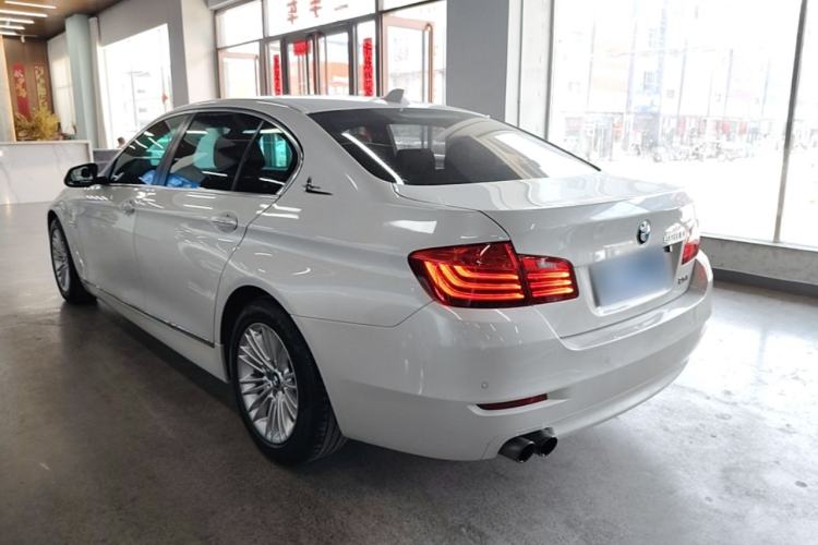Used BMW 5 Series 2014 525Li Leading Model Rear Left 45 Deg