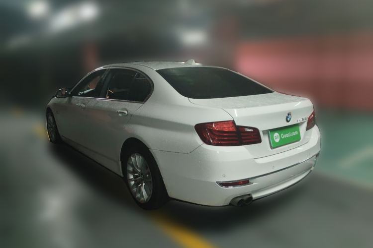 Used BMW 5 Series 2014 525Li Luxury Design Package Rear Left 45 Deg