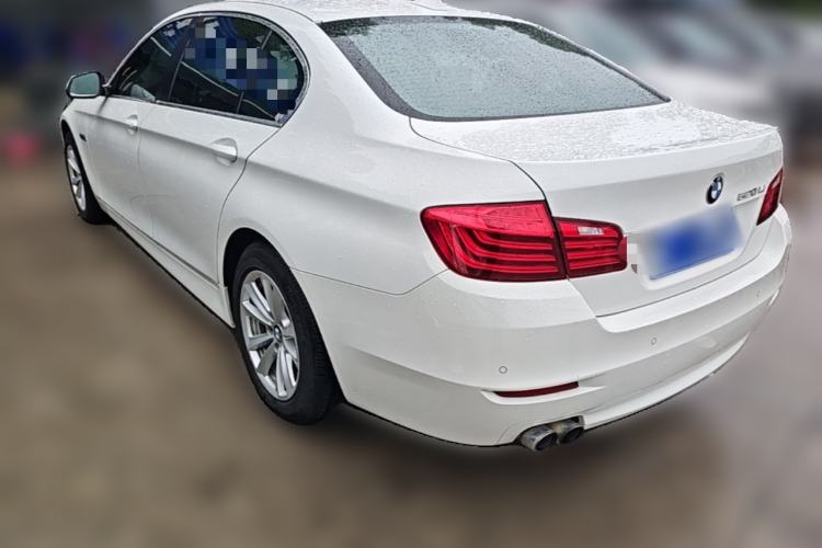 Used BMW 5 Series 2014 520Li Elegant Model Rear Left 45 Deg