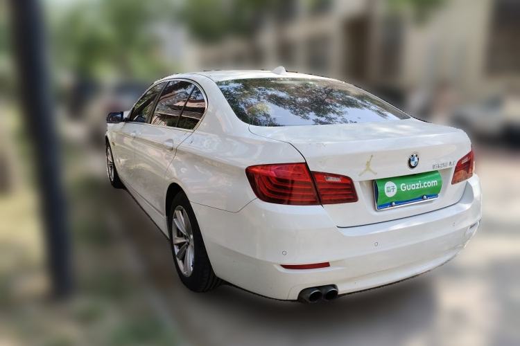 Used BMW 5 Series 2014 520Li Elegant Model Rear Left 45 Deg