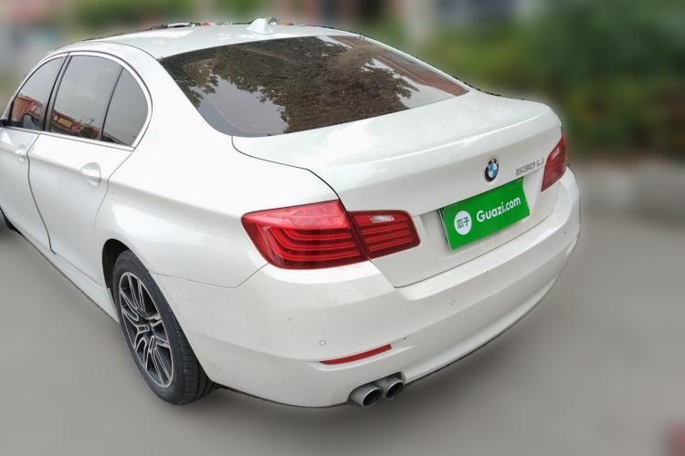 Used BMW 5 Series 2014 530Li Leading Model Rear Left 45 Deg
