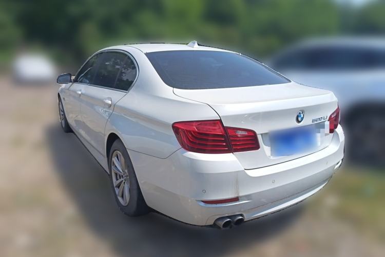 Used BMW 5 Series 2014 520Li Elegant Model Rear Left 45 Deg