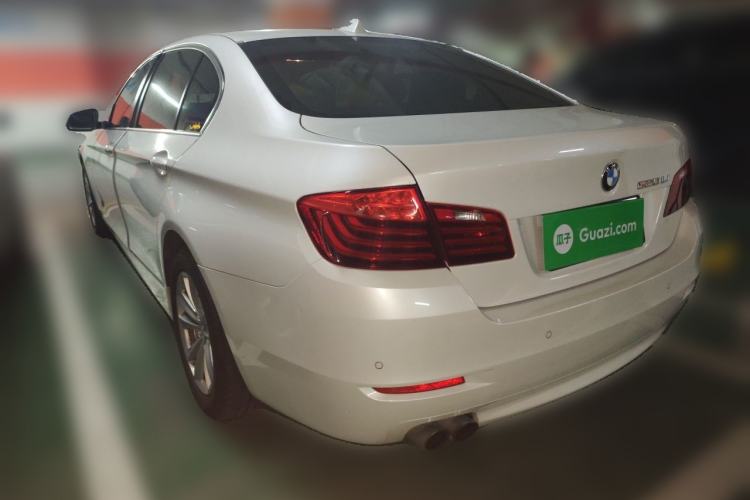 Used BMW 5 Series 2014 520Li Elegant Model Rear Left 45 Deg