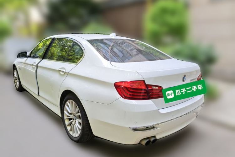 Used BMW 5 Series 2014 525Li Luxury Design Package Rear Left 45 Deg