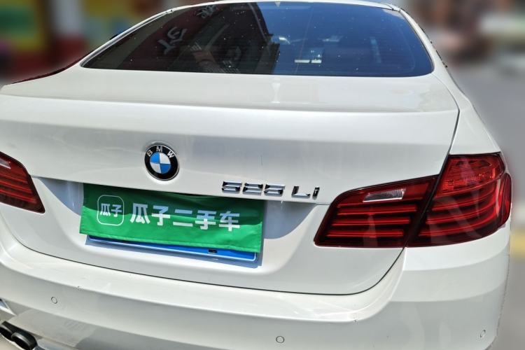 Used BMW 5 Series 2014 525Li Leading Model Rear