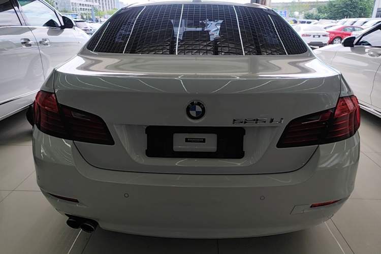 Used BMW 5 Series 2014 525Li Leading Model Rear
