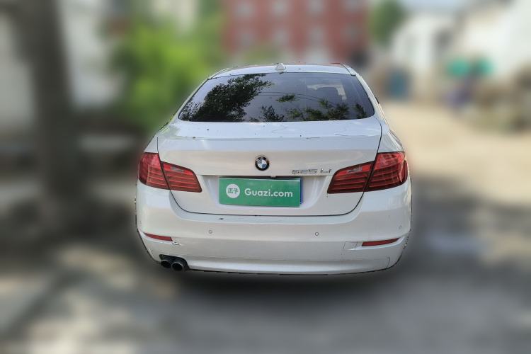 Used BMW 5 Series 2014 525Li Leading Model Rear