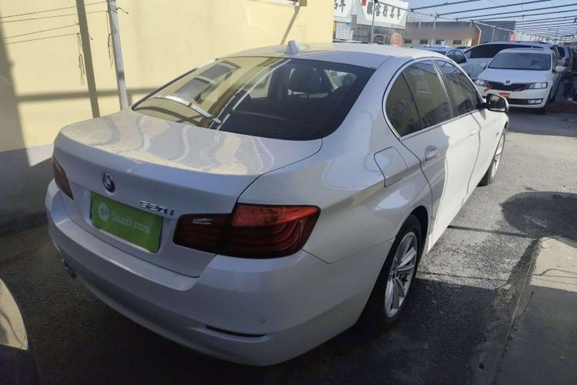 Used BMW 5 Series 2014 520i Elegant Edition Rear Right 45 Deg