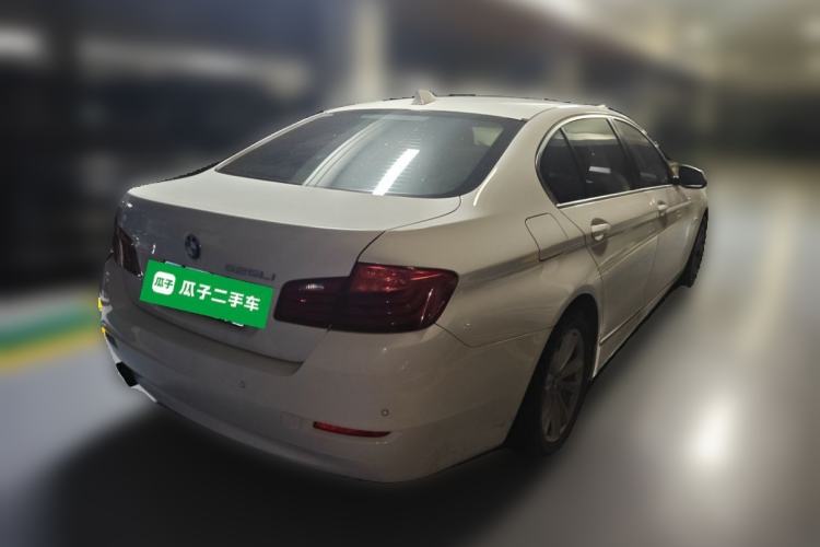 Used BMW 5 Series 2014 520Li Elegant Model Rear Right 45 Deg