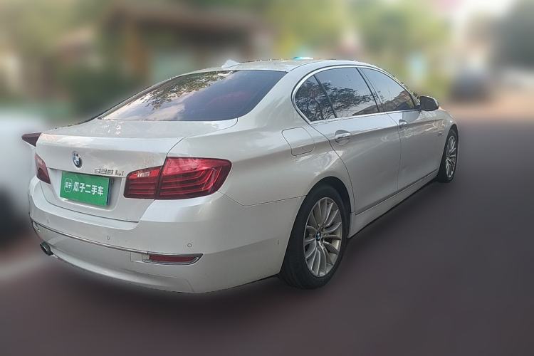 Used BMW 5 Series 2014 525Li Luxury Design Package Rear Right 45 Deg