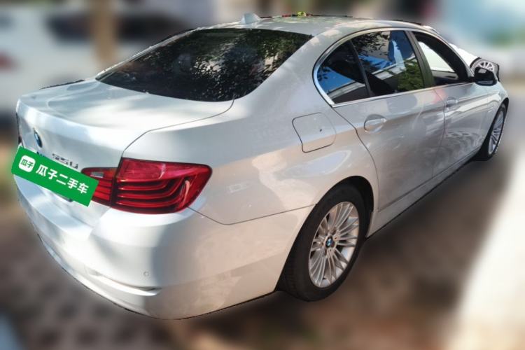 Used BMW 5 Series 2014 525Li Leading Model Rear Right 45 Deg