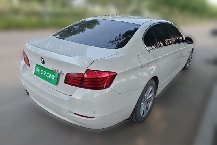 Used BMW 5 Series 2014 520Li Elegant Model Rear Right 45 Deg
