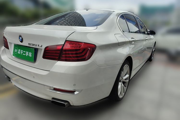 Used BMW 5 Series 2014 535Li Leading Model Rear Right 45 Deg