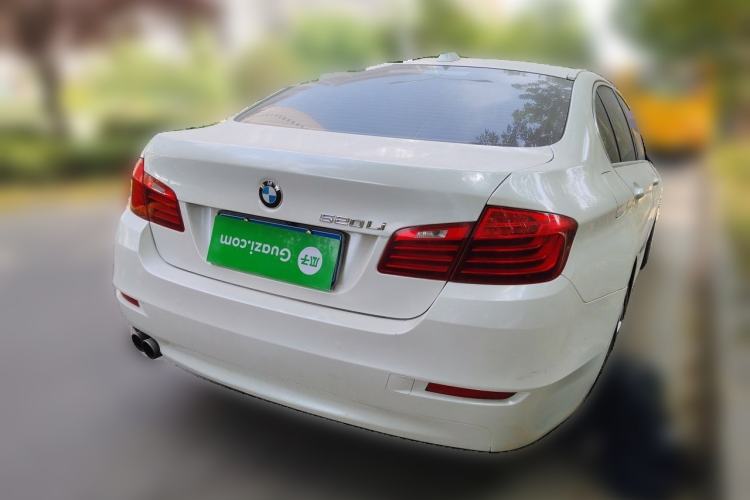 Used BMW 5 Series 2014 520Li Elegant Model Rear Right 45 Deg