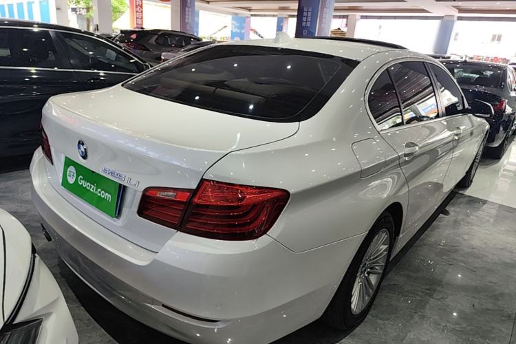 Used BMW 5 Series 2014 525Li Leading Model Rear Right 45 Deg