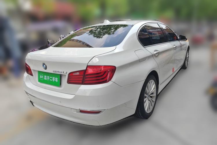 Used BMW 5 Series 2014 525Li Luxury Design Package Rear Right 45 Deg