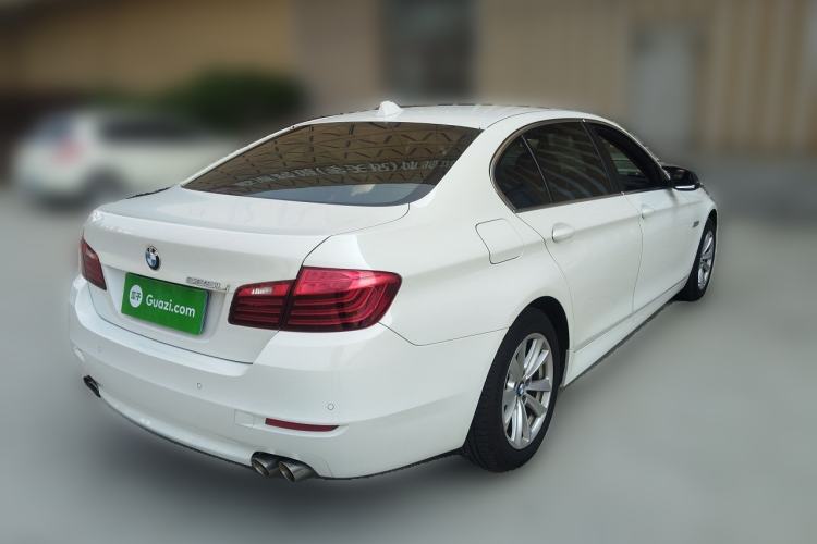 Used BMW 5 Series 2014 520Li Elegant Model Rear Right 45 Deg