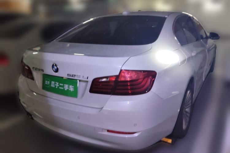 Used BMW 5 Series 2014 525Li Leading Model Rear Right 45 Deg