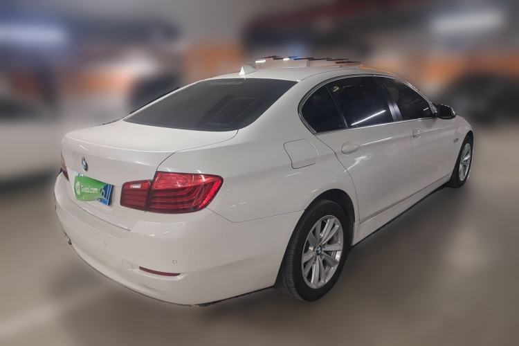 Used BMW 5 Series 2014 520Li Elegant Model Rear Right 45 Deg