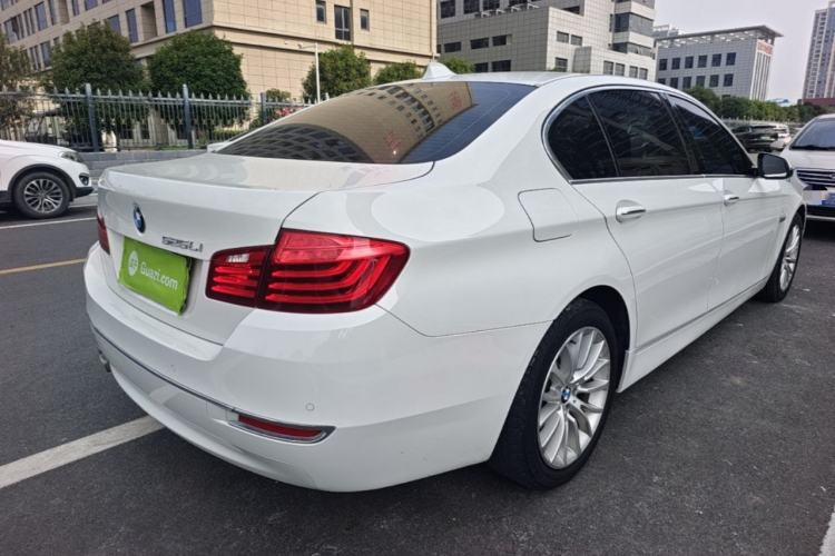 Used BMW 5 Series 2014 525Li Luxury Design Package Rear Right 45 Deg