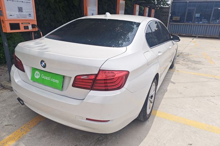 Used BMW 5 Series 2014 520i Elegant Edition Rear Right 45 Deg