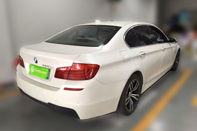 Used BMW 5 Series 2014 525Li Luxury Design Package Rear Right 45 Deg