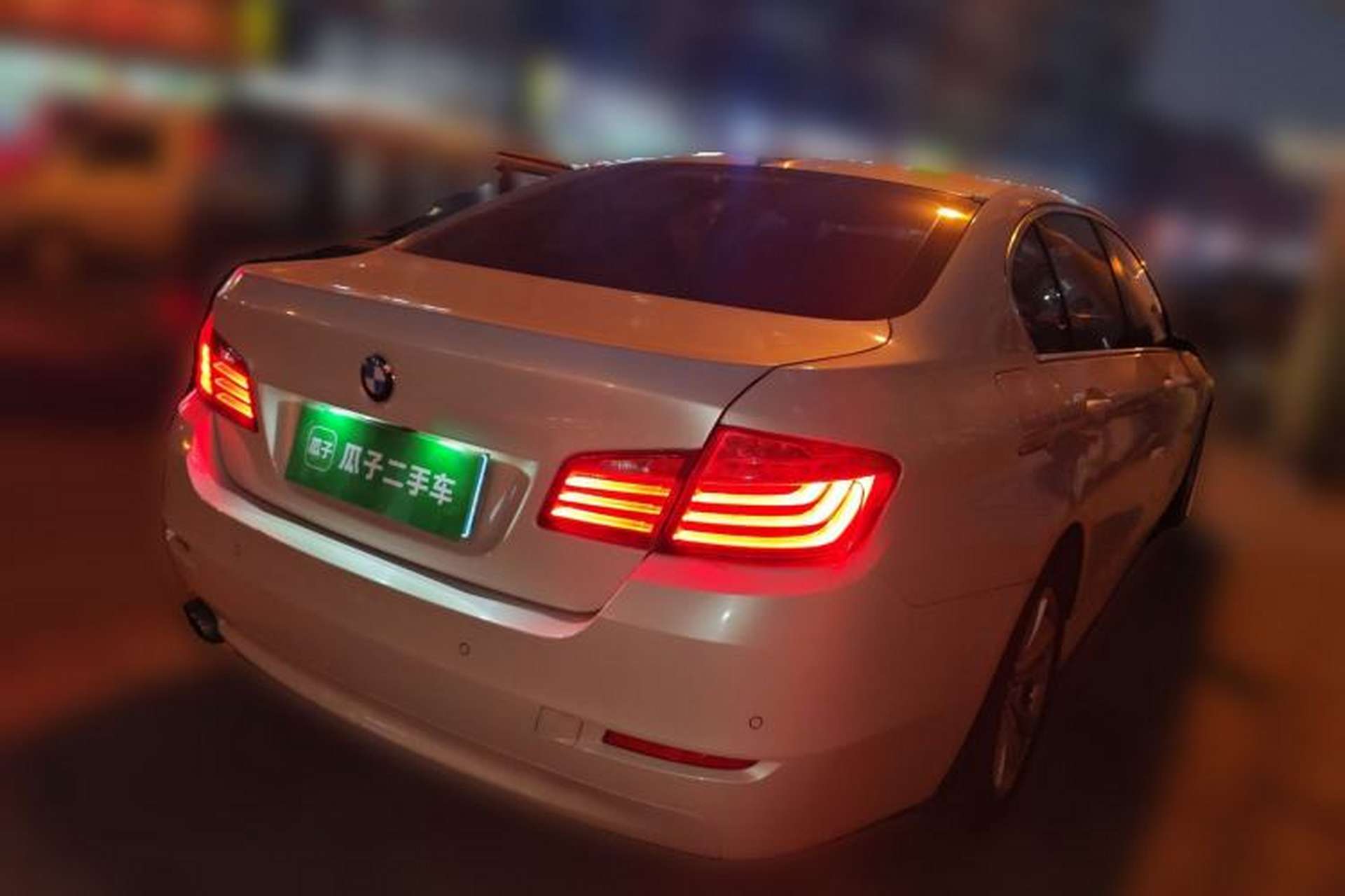 Used BMW 5 Series 2014 520Li Elegant Model Rear Right 45 Deg