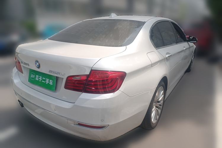 Used BMW 5 Series 2014 525Li Luxury Design Package Rear Right 45 Deg
